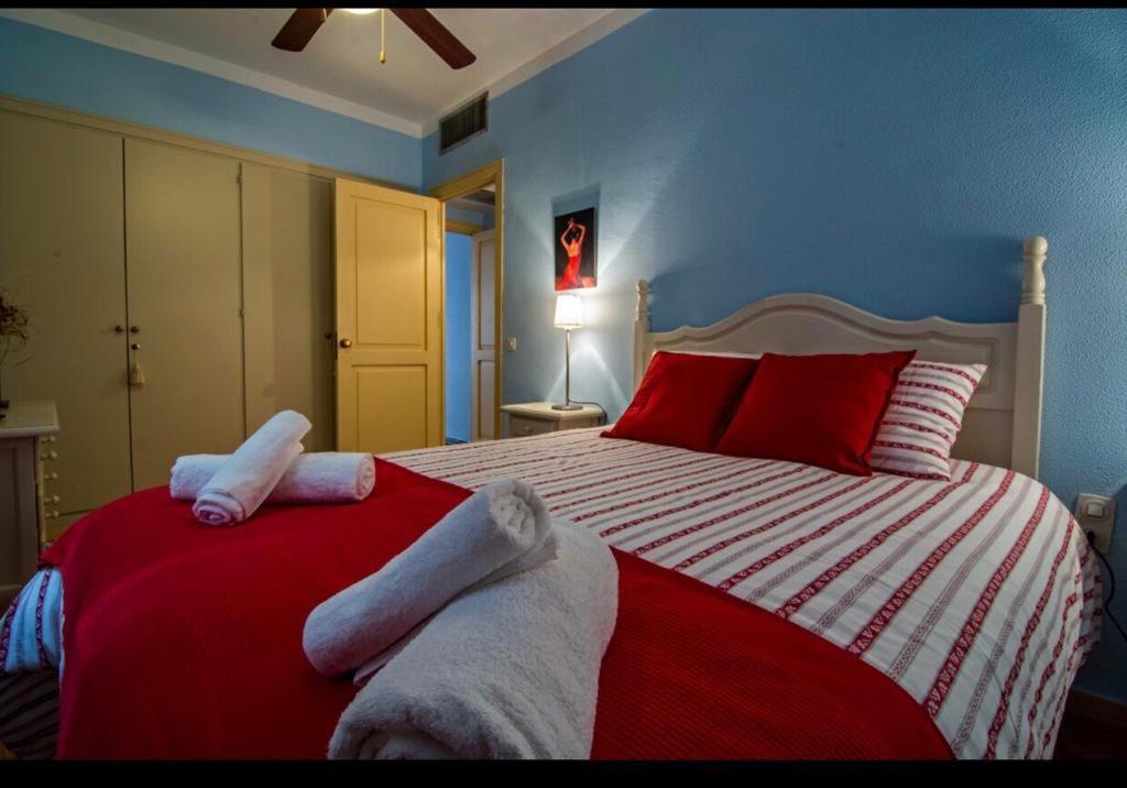 Apartamento En Un Dormitorio En Plaza Alfaro Севиля Екстериор снимка