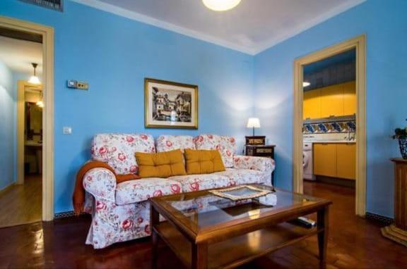 Apartamento En Un Dormitorio En Plaza Alfaro Севиля Екстериор снимка